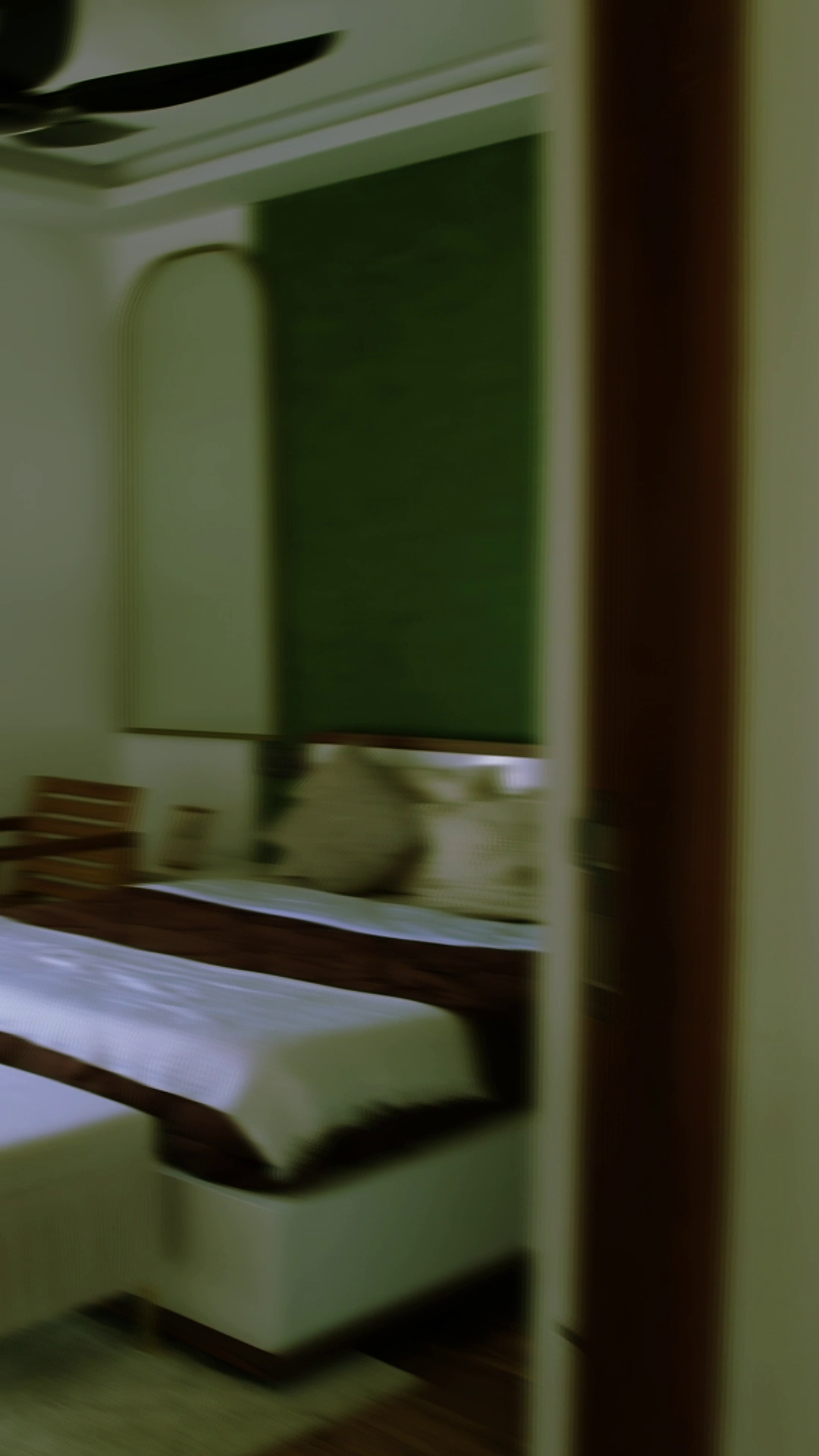 ✨ Sarjapur Luxury 4 BHK Triplex Villa ✨
🏡 Spacious 4 BHK Triplex Villa in Sarjapur