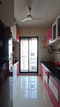 Available 3 bhk fully furnished for rent 
Mahavir heritage 
Sector -35 Kharghar 
ONLY vegetarian.