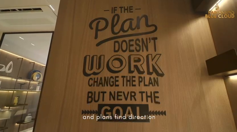 New office corporate 

 Long lease  

IT company 
Corporate office 
 Private office 
Airport km 5 
