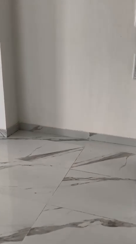 2.5 bhk flat available 