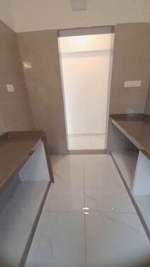 Sewri - near bas depot,
Possession july 2026,
1BHK - 434 sq ft Carpet. 
Asking 1.75Cr ALL IN.