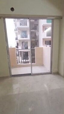 3Bhk Ready to Move Affordable Flat Desperate Deal Mrg The Balcony Sec-93 Gurgaon 9711917651