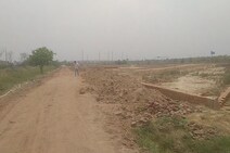 ##Aashirwaad Enclave##
Price -26k/persqyd
Size min -80sqyd 
Location duhai metro station ghaziabad 