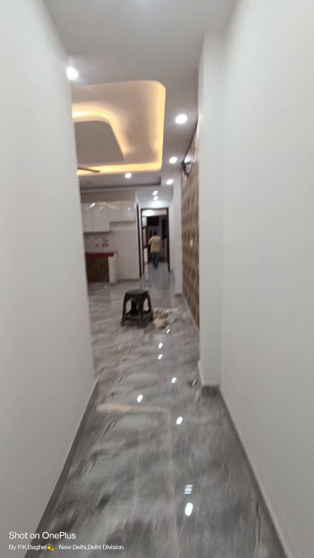 2bhk For Sale in Govindpuri Kalkaji New Delhi 110019
Area 75 sq.yds.with lift& bike 
Loan avl.