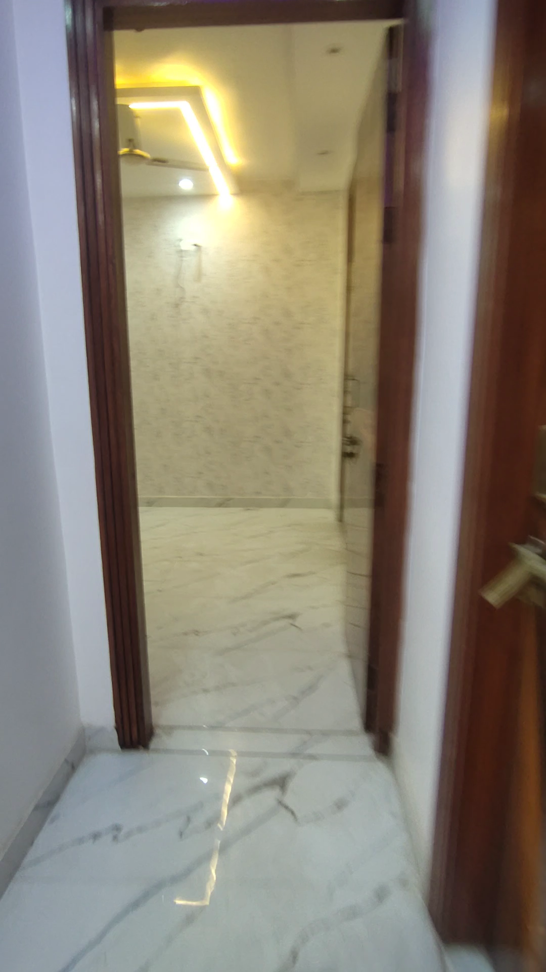 2 Bhk Available For Rent 11000/- Brand new flat New Delhi Uttam Nagar east hastal...

Call 828554550