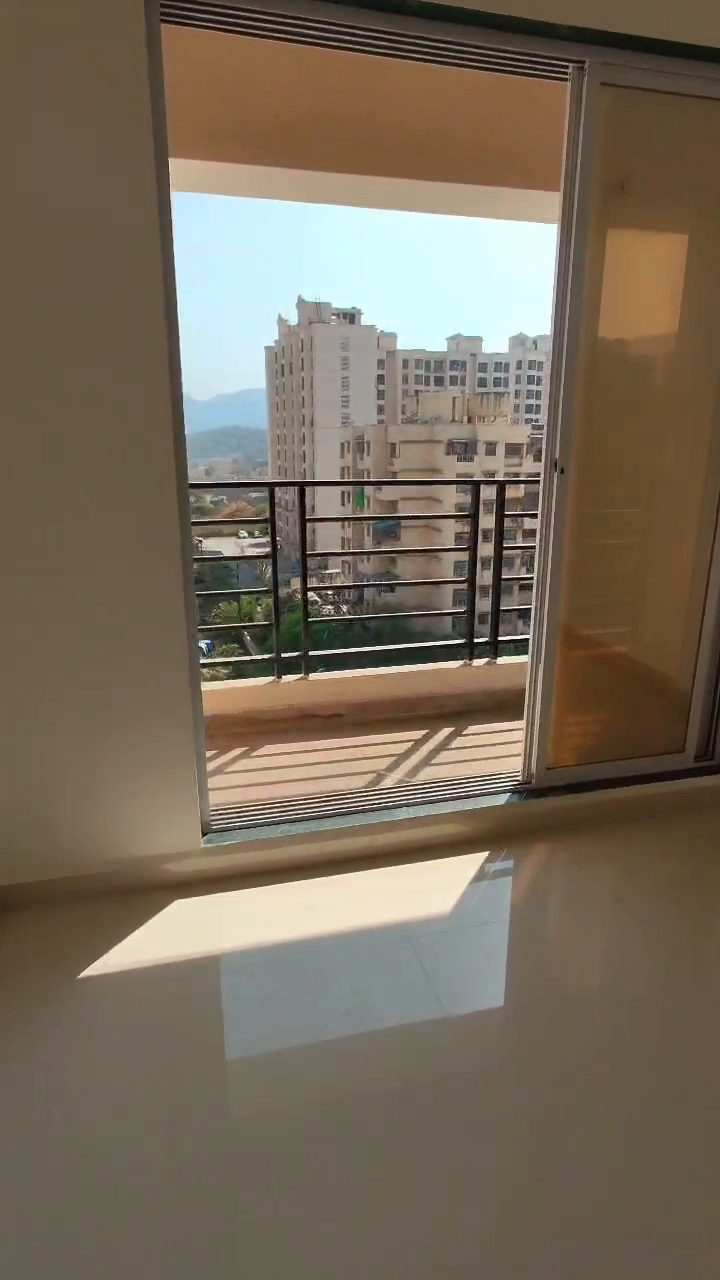 Available 2bhk flat on rent
MIDC WATER 24 hours
Rent-9000
Diposit -50000