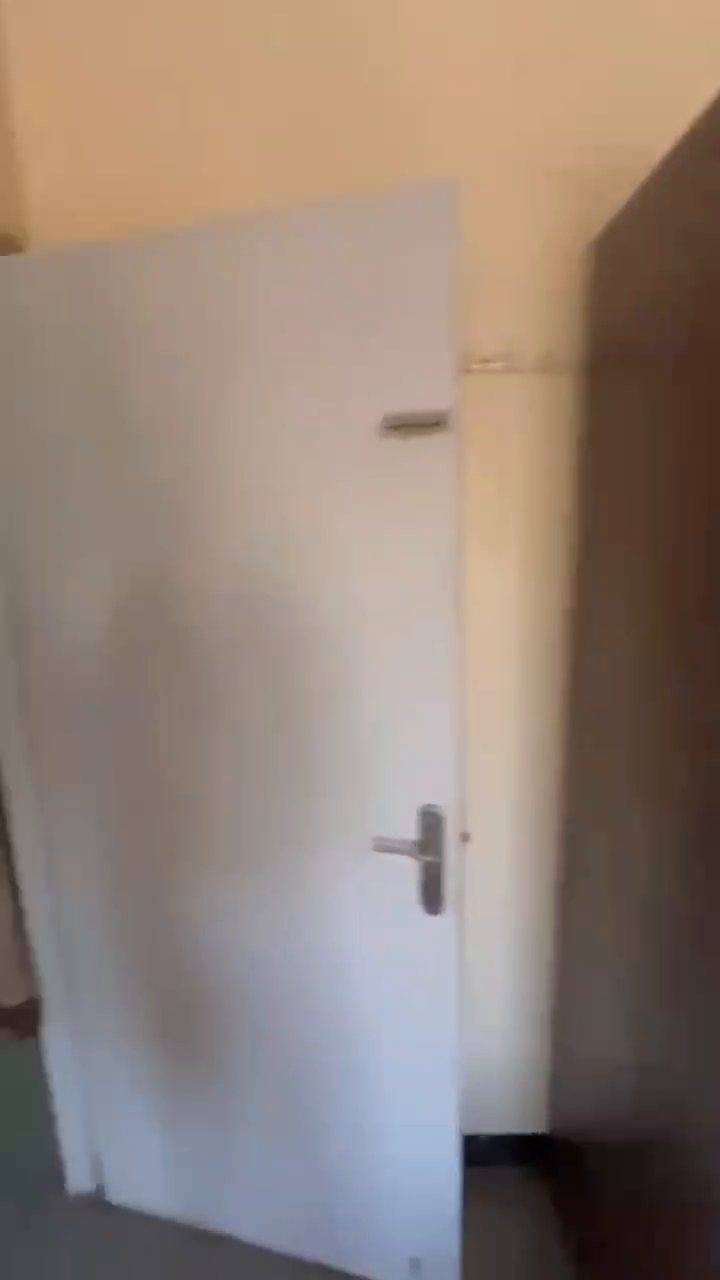 🏡 *2.5 BHK Flat On Rent*🏡
♻️ *Fully-Furnished*
🌀  *Lavish Flat*  🌀
🔹 *Rent :-  42K (Nego)*

