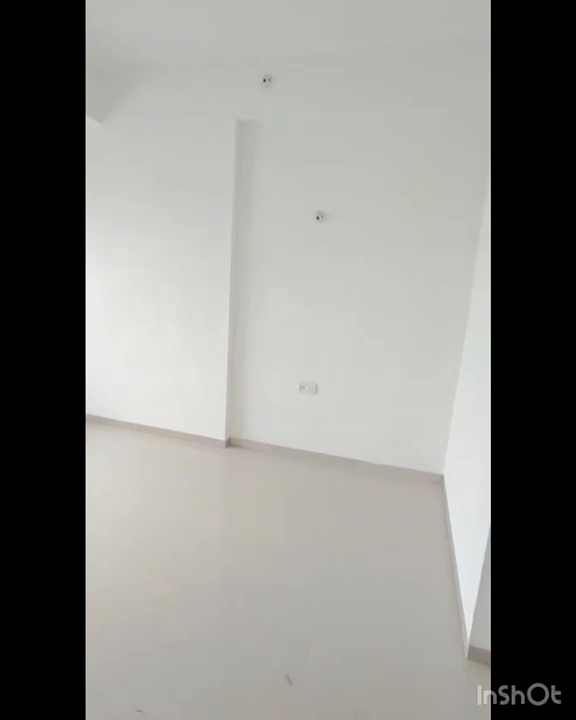 Available 850 carpet 2bhk In Malad East Shivaji Park near Metro Station Highway and Railway station