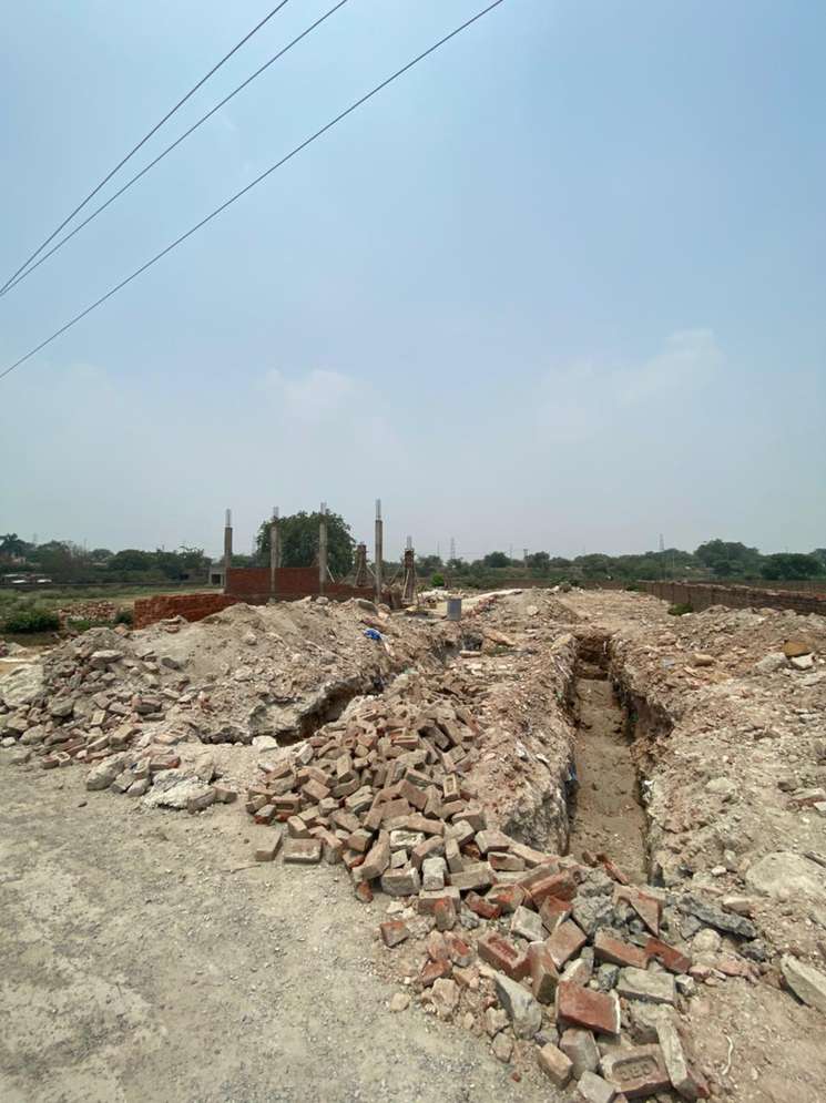 2200 Sq.Ft. Plot in Indira Nagar Lucknow