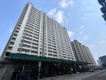  2.5 BHK Apartment at Zion Stonecrop And Celeste Garden, Sector 78 – for Rent