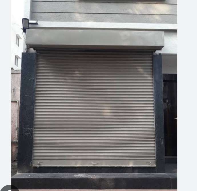 Commercial Shop 700 Sq.Ft. in Sector 50 Noida