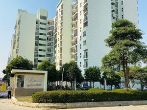  3.5 BHK Apartment at Ansal Sushant Golf city, Sushant Golf City – for Sale
