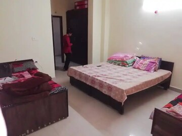 Room in  Pg at Sector 69 – for Rent