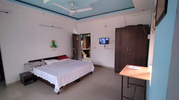 Room in  Pg at Sector 45 – for Rent