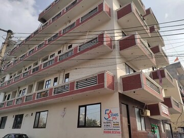  Pg – Entrance View at Sector 45 - for Rent