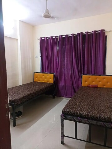 Room in  Pg at Laxmi Nagar – for Rent