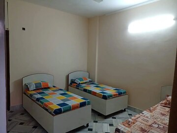 Room in  Pg at South Extension – for Rent