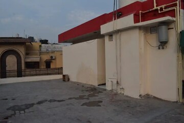   Pg at South Extension I – for Rent