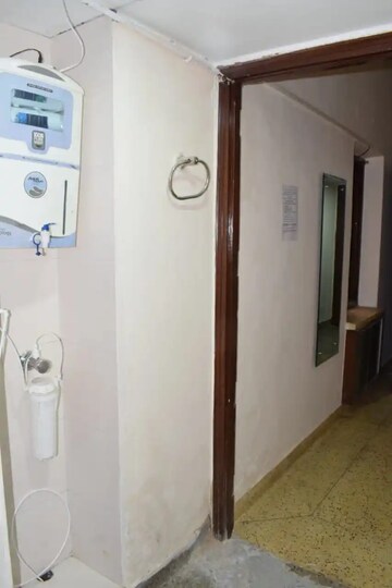 Common Area in  Pg at South Extension I – for Rent