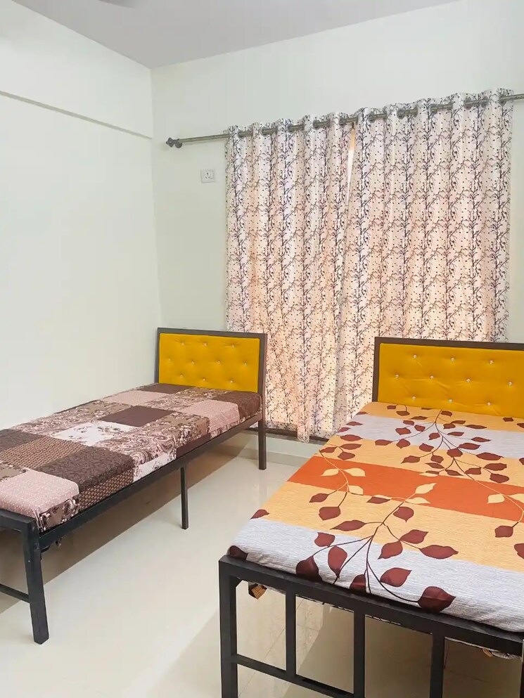 Room, gothivali village Pg For Boys & Girls In Gothivali Village 9000107