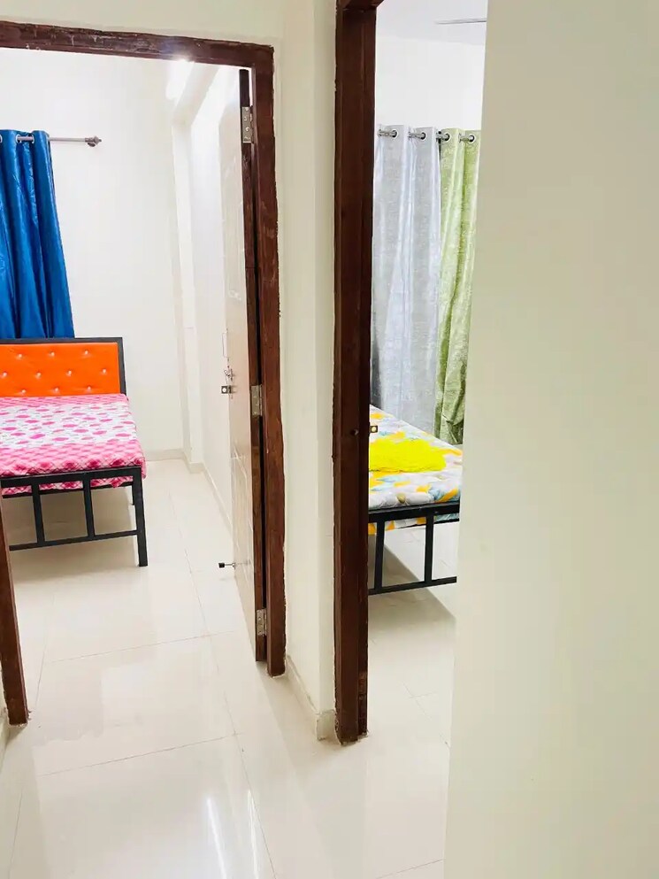 Room, gothivali village Pg For Boys & Girls In Gothivali Village 9000117