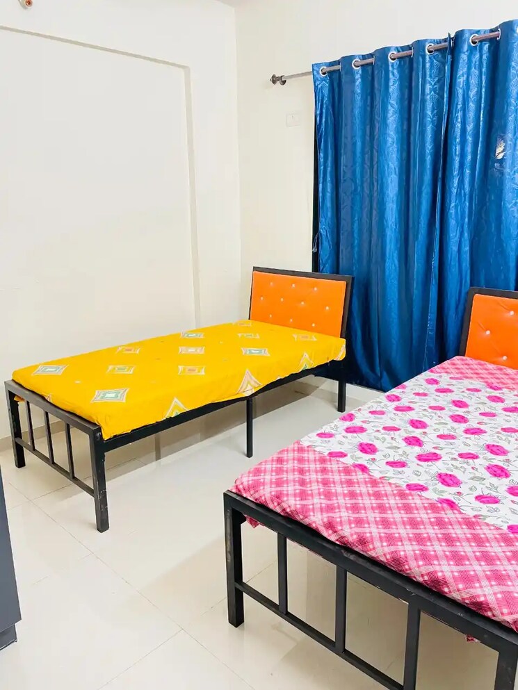 Room, gothivali village Pg For Boys & Girls In Gothivali Village 9000117