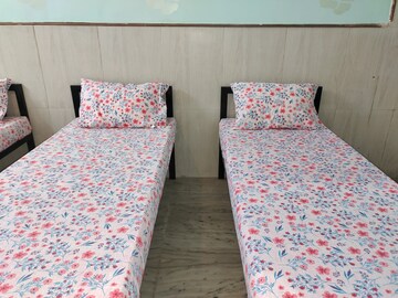 Room in  Pg at Vashi – for Rent