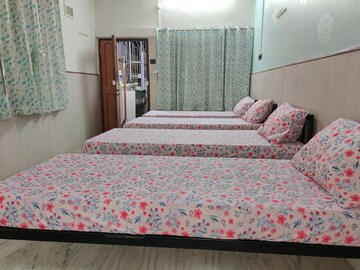 Room in  Pg at Vashi – for Rent