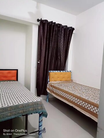 Room in  Pg at Azad Nagar – for Rent