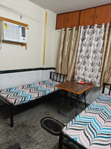 Room in  Pg at Malad West – for Rent