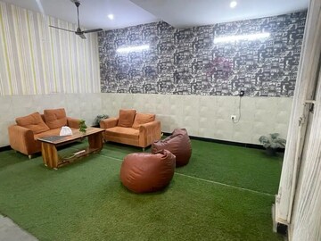 Lobby in  Pg at Sector 22 – for Rent