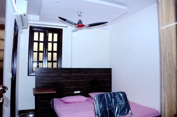 Room in  Pg at Wazirabad – for Rent