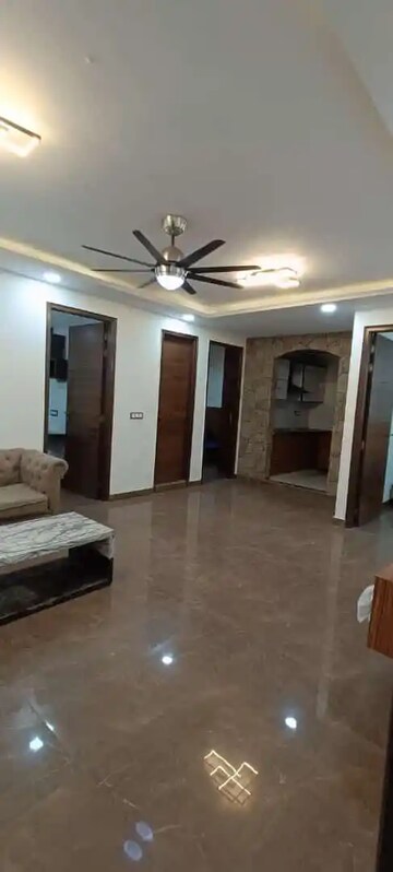 Room in  Pg at Wazirabad – for Rent