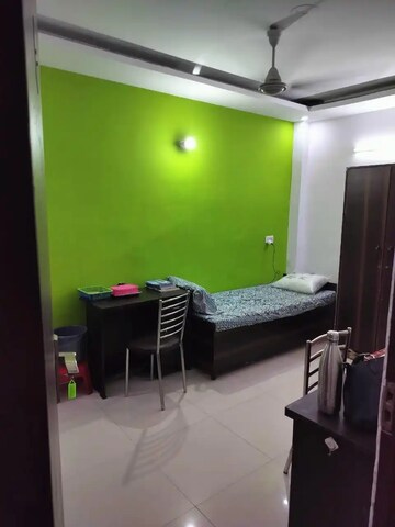 Room in  Pg at Lakshmi Niwas, Gautam Nagar – for Rent
