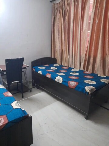 Room in  Pg at Gautam Nagar – for Rent