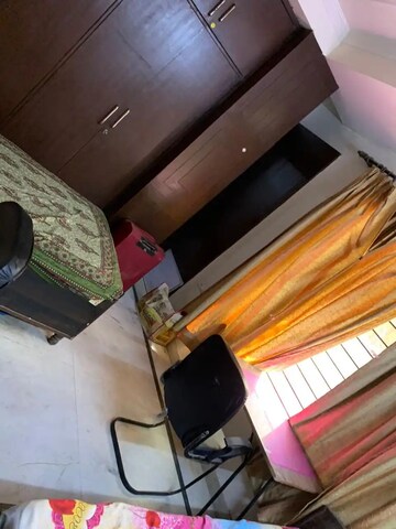 Room in  Pg at Gautam Nagar – for Rent