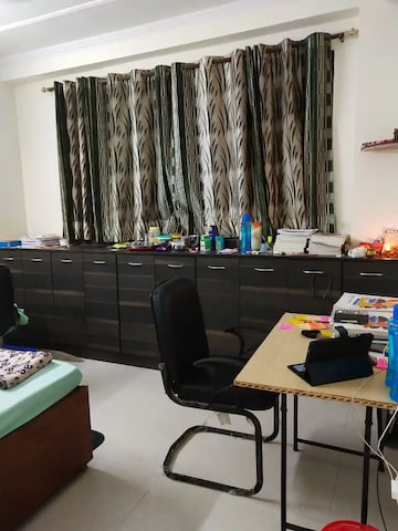 Room in  Pg at Gautam Nagar – for Rent