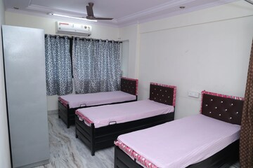 Pg For Boys in Parel Mumbai  7426542