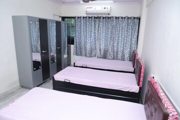 Pg For Boys in Parel Mumbai  7426542