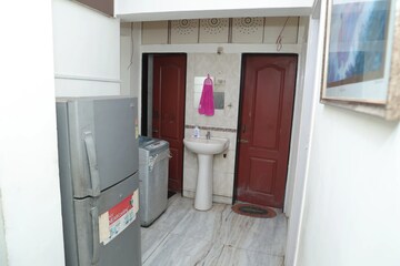 Pg For Boys in Parel Mumbai  7426542