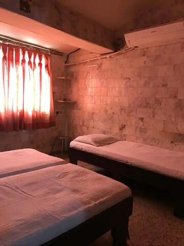 Room in  Pg at Prahlad Nagar – for Rent