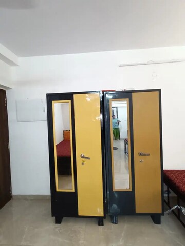 Room in  Pg at Ghatkopar East – for Rent