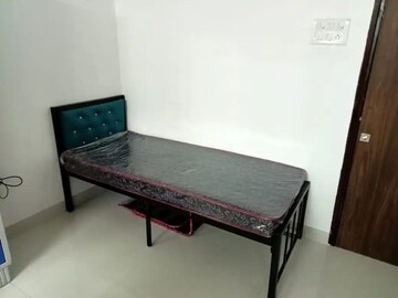 Room in  Pg at Nehru Nagar – for Rent