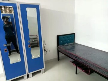 Room in  Pg at Nehru Nagar – for Rent