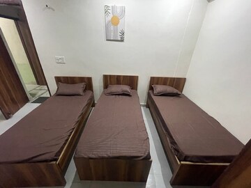 Room in  Pg at Sector 20 – for Rent