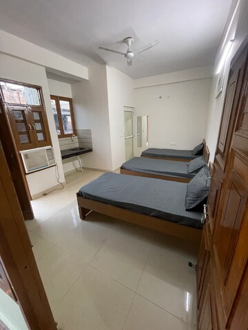   Pg at Sector 22 – for Rent