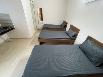   Pg at Sector 22 – for Rent