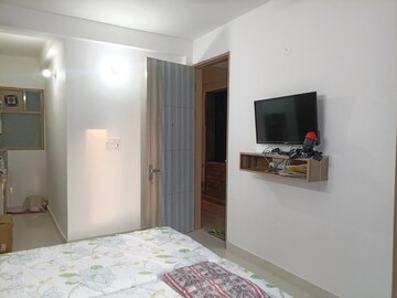 Room in  Pg at Saraswati Vihar – for Rent