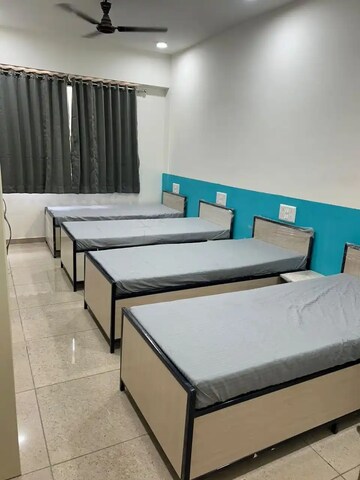 Room in  Pg at Navrangpura – for Rent