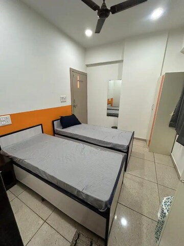 Room in  Pg at Navrangpura – for Rent